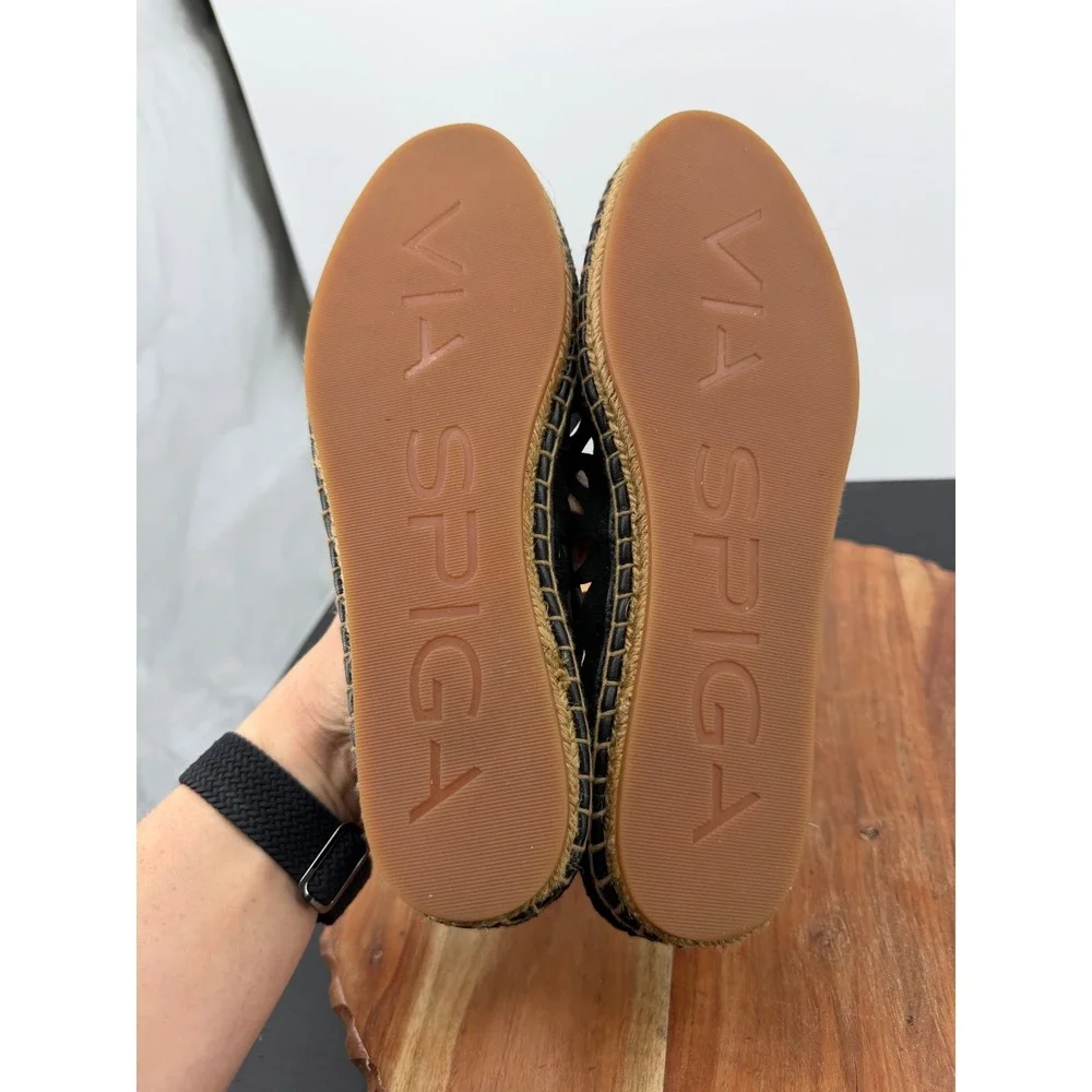 Via Spiga Espadrille Flats Womens 8 Black Laser Cut‎ Suede Scalloped